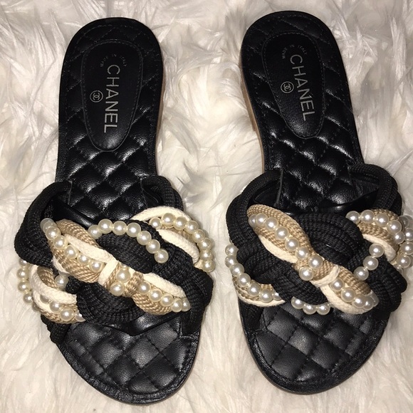 Chanel Cuba Pearl Slides/Sandals Sz 38 - Picture 2 of 8